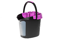 Moppisanko Saima 10 L + puristin pro - liukuesteet ja mitta-asteikko