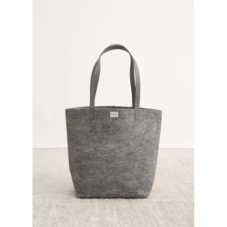 Laukku Globe Hope Huurre Tote Bag - valmistettu kierrätetystä messumatosta, kahvat kierrätysnahkaa