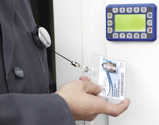 Pidikejojo Durable 8225 metalli klipsikiinnitys /10