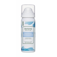 Kuivashampoo Herbina 50 ml - hajusteeton, raikastaa, tuuheuttaa, poistaa rasvaisuutta